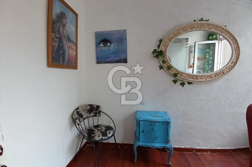 BAĞDAT CADDESİ CADDEBOSTAN İSKELE SOKAKTA SAHİLE 6.APARTMANDA 3+1 SATILIK DAİRE. 