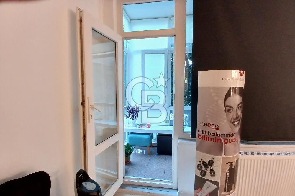 BAĞDAT CADDESİ CADDEBOSTAN İSKELE SOKAKTA SAHİLE 6.APARTMANDA 3+1 SATILIK DAİRE. 