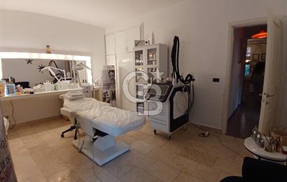 BAĞDAT CADDESİ CADDEBOSTAN İSKELE SOKAKTA SAHİLE 6.APARTMANDA 3+1 SATILIK DAİRE. 