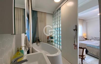 Bodrum Turgutreis’te Deniz, Doğa Ve Şehir Manzaralı Satılık Eşyalı Daire