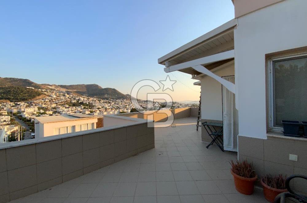 Bodrum Turgutreis’te Deniz, Doğa Ve Şehir Manzaralı Satılık Eşyalı Daire