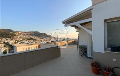 Bodrum Turgutreis’te Deniz, Doğa Ve Şehir Manzaralı Satılık Eşyalı Daire