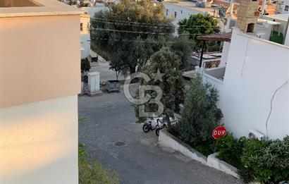 Bodrum Turgutreis’te Deniz, Doğa Ve Şehir Manzaralı Satılık Eşyalı Daire