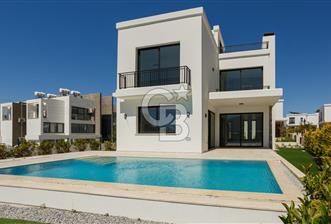 KKTC GİRNE EDREMİTTE SİTE İÇERİSİNDE MÜSTAKİL HAVUZLU DENİZ VE DAĞ MANZARALI YENİ 4+1 SATILIK VİLLA - 2 - 374215