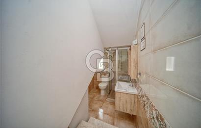 KKTC GİRNE ALSANCAKTA MERİT HOTELE VE DENİZE YÜRÜME MESAFESİNDE SATILIK 4+1 VİLLA