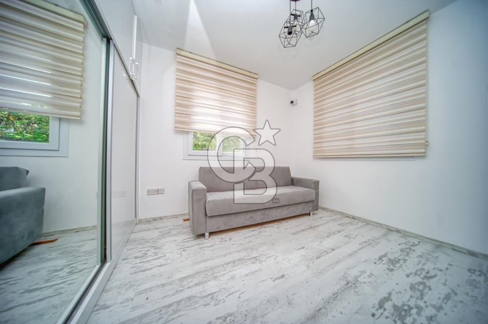 KKTC GİRNE ALSANCAKTA MERİT HOTELE VE DENİZE YÜRÜME MESAFESİNDE SATILIK 4+1 VİLLA