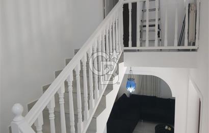 KKTC GİRNE BELLAPAİS BÖLGESİNDE ESK OKULUNA YAKIN ÖZEL HAVUZLU EŞYALI KİRALIK 3+1 VİLLA