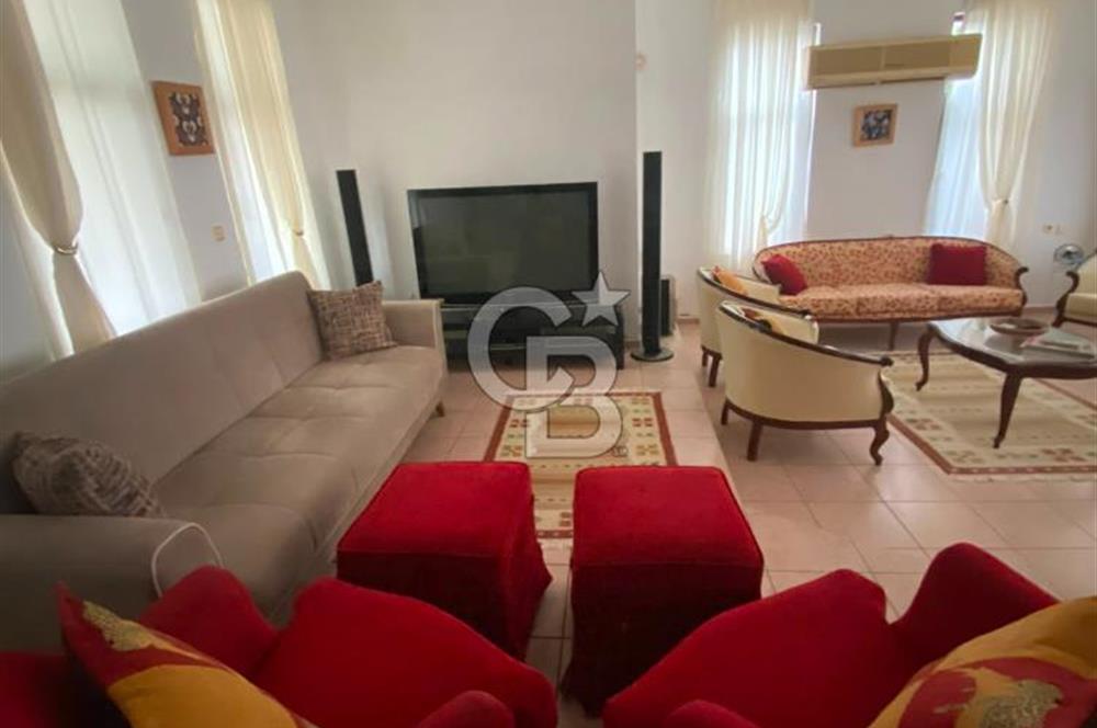 ANTALYA DEMRE BÜYÜKKUM SATILIK TRİPLEKS VİLLA