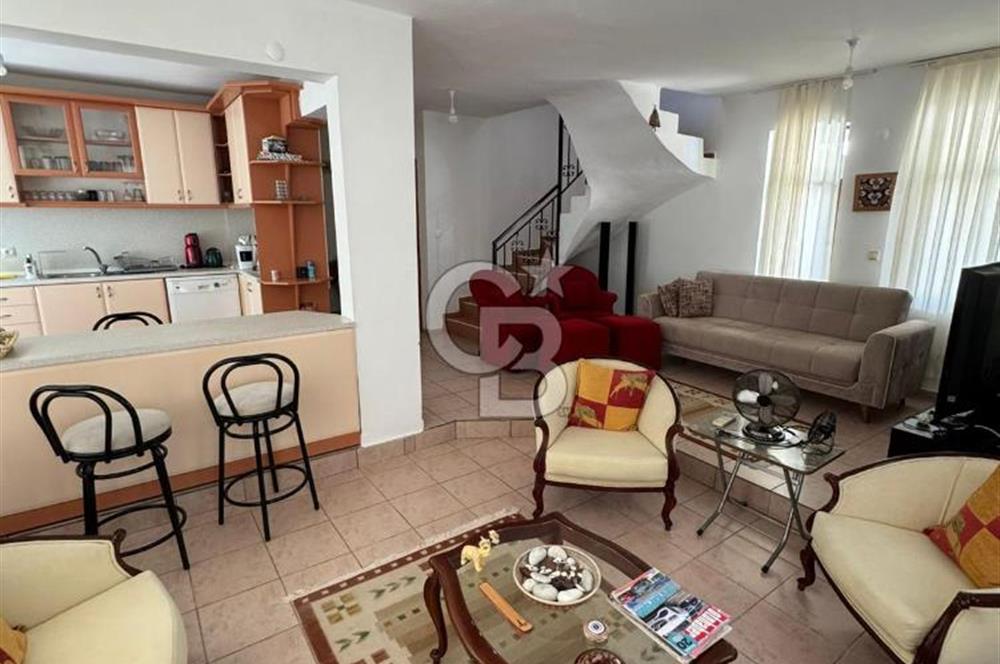 ANTALYA DEMRE BÜYÜKKUM SATILIK TRİPLEKS VİLLA