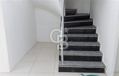 Buca Kozağaç'ta Hasanağa Bahçesine Yakın 230 M2 Batarkat Depolu Dükkan
