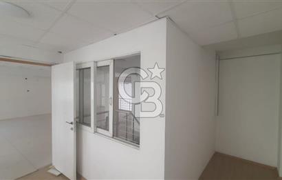 Buca Kozağaç'ta Hasanağa Bahçesine Yakın 230 M2 Batarkat Depolu Dükkan