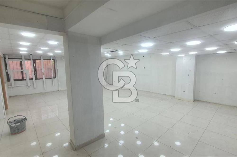 Buca Kozağaç'ta Hasanağa Bahçesine Yakın 230 M2 Batarkat Depolu Dükkan