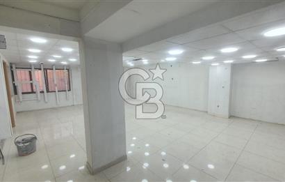 Buca Kozağaç'ta Hasanağa Bahçesine Yakın 230 M2 Batarkat Depolu Dükkan