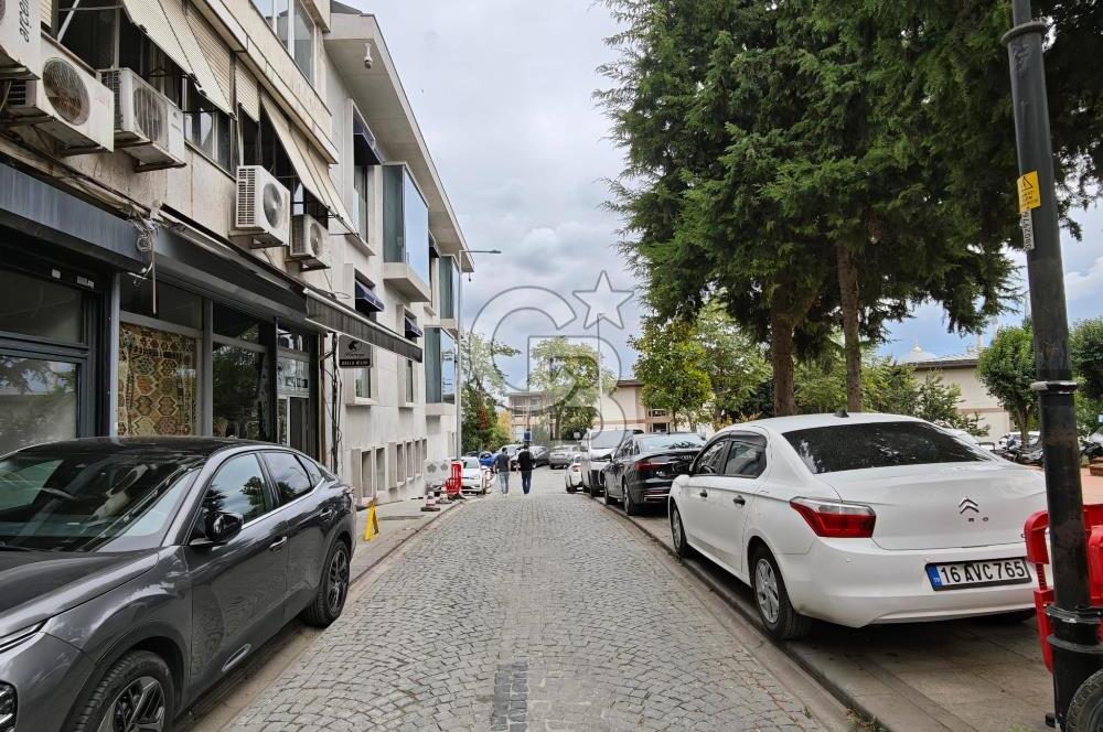 SULTANAHMET BİNBİRDİREK PARKI KARŞISI 160M2 MANZARALI OFİS KATI