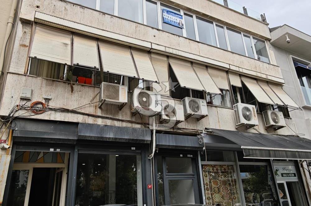 SULTANAHMET BİNBİRDİREK PARKI KARŞISI 160M2 MANZARALI OFİS KATI