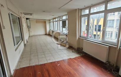SULTANAHMET BİNBİRDİREK PARKI KARŞISI 160M2 MANZARALI OFİS KATI