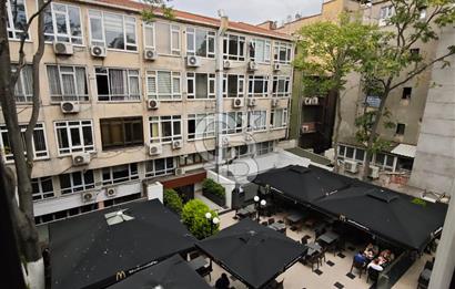 SULTANAHMET BİNBİRDİREK PARKI KARŞISI 160M2 MANZARALI OFİS KATI