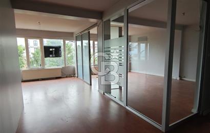 SULTANAHMET BİNBİRDİREK PARKI KARŞISI 160M2 MANZARALI OFİS KATI