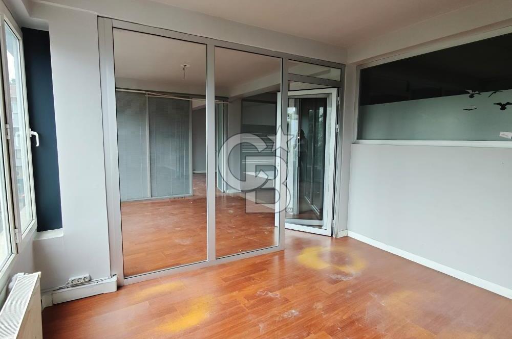SULTANAHMET BİNBİRDİREK PARKI KARŞISI 160M2 MANZARALI OFİS KATI