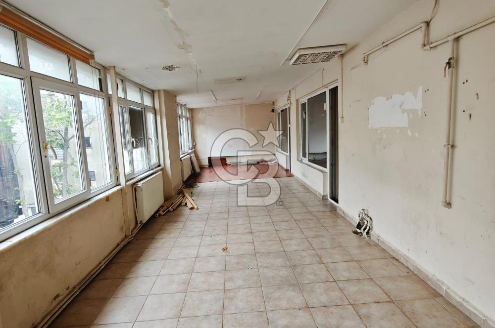 SULTANAHMET BİNBİRDİREK PARKI KARŞISI 160M2 MANZARALI OFİS KATI