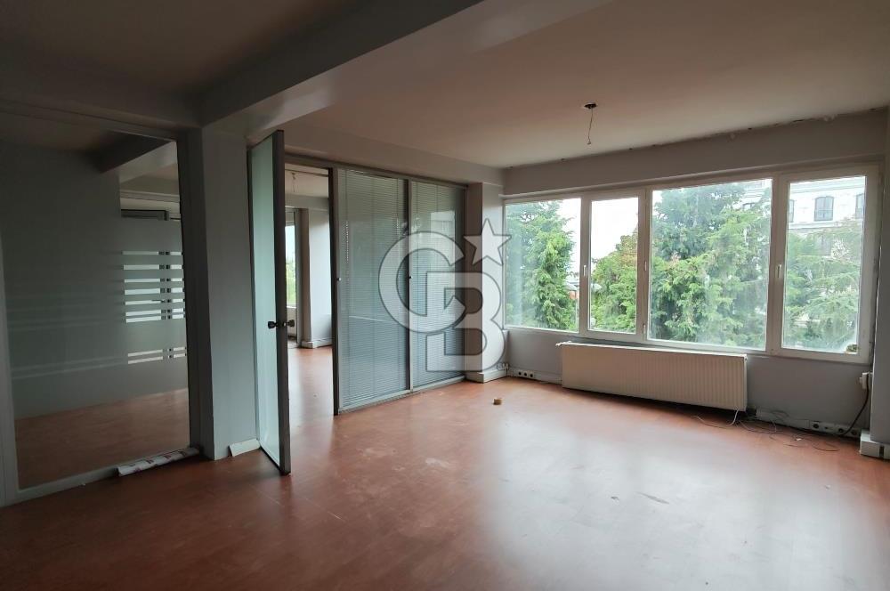 SULTANAHMET BİNBİRDİREK PARKI KARŞISI 160M2 MANZARALI OFİS KATI