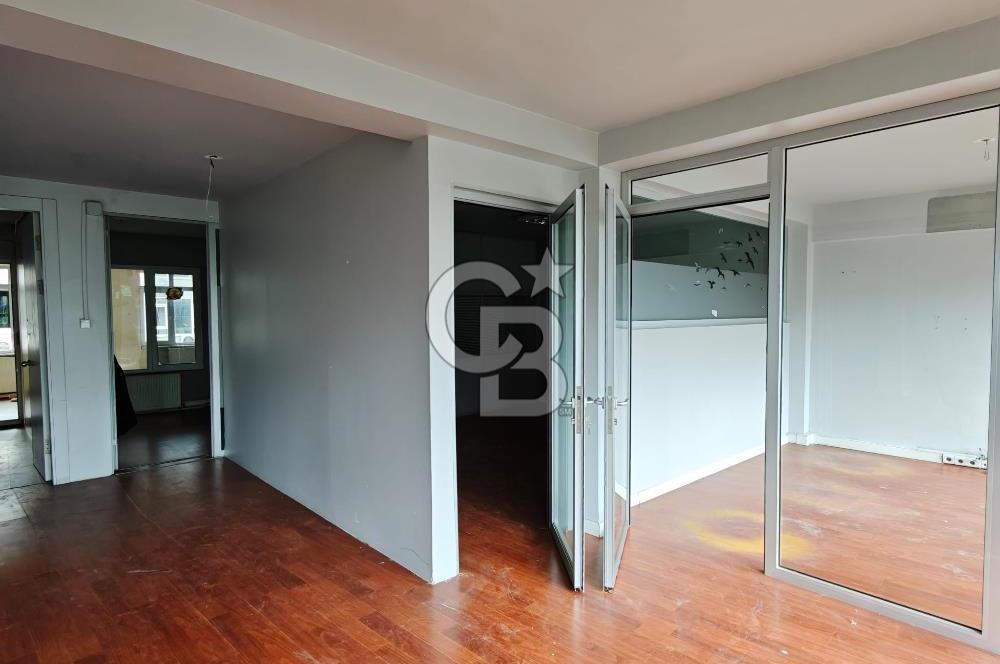 SULTANAHMET BİNBİRDİREK PARKI KARŞISI 160M2 MANZARALI OFİS KATI