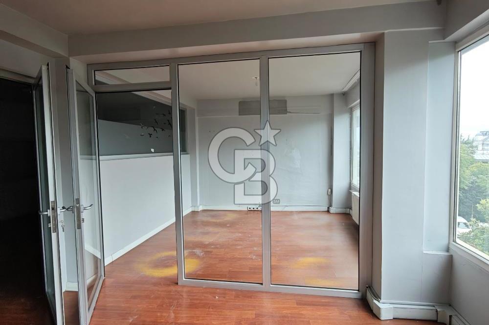 SULTANAHMET BİNBİRDİREK PARKI KARŞISI 160M2 MANZARALI OFİS KATI