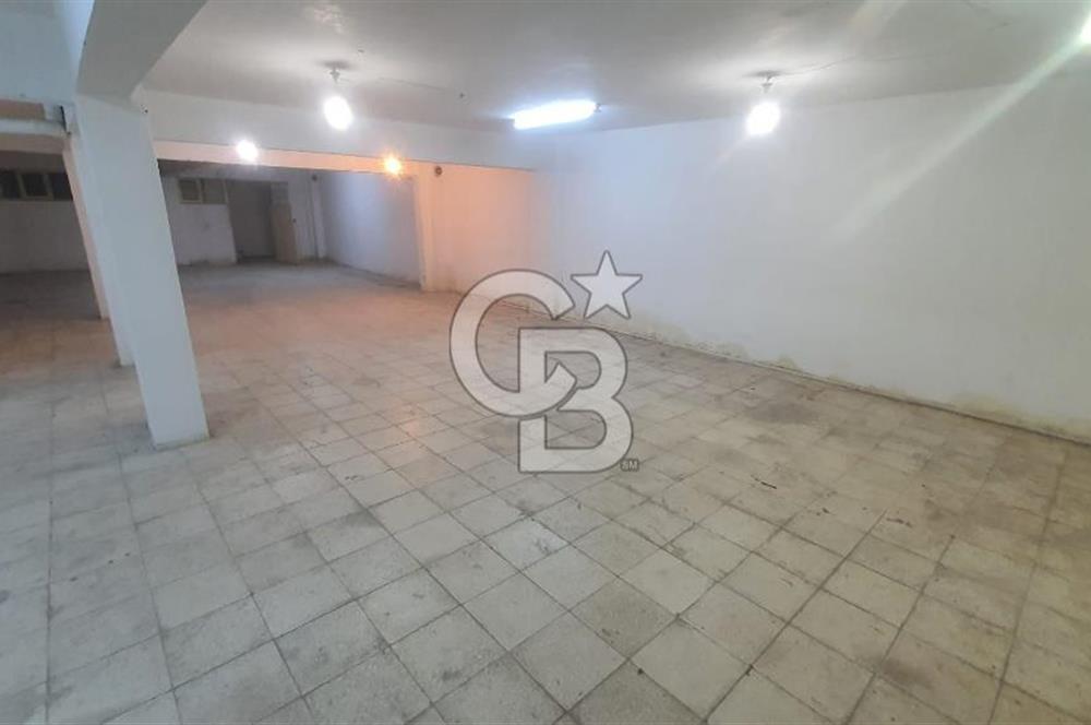 Buca Kozağaç'ta Hasanağa Bahçesine Yakın 230 M2 Batarkat Depolu Dükkan