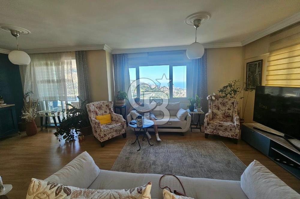 Ata Sitesinde Deniz Manzaralı Ebeveyn Banyolu Kiralık 3+1 Daire