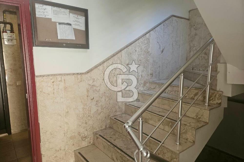 Ata Sitesinde Deniz Manzaralı Ebeveyn Banyolu Kiralık 3+1 Daire
