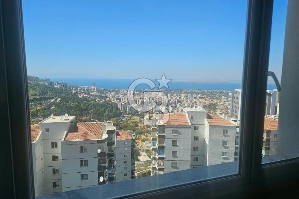 Ata Sitesinde Deniz Manzaralı Ebeveyn Banyolu Kiralık 3+1 Daire