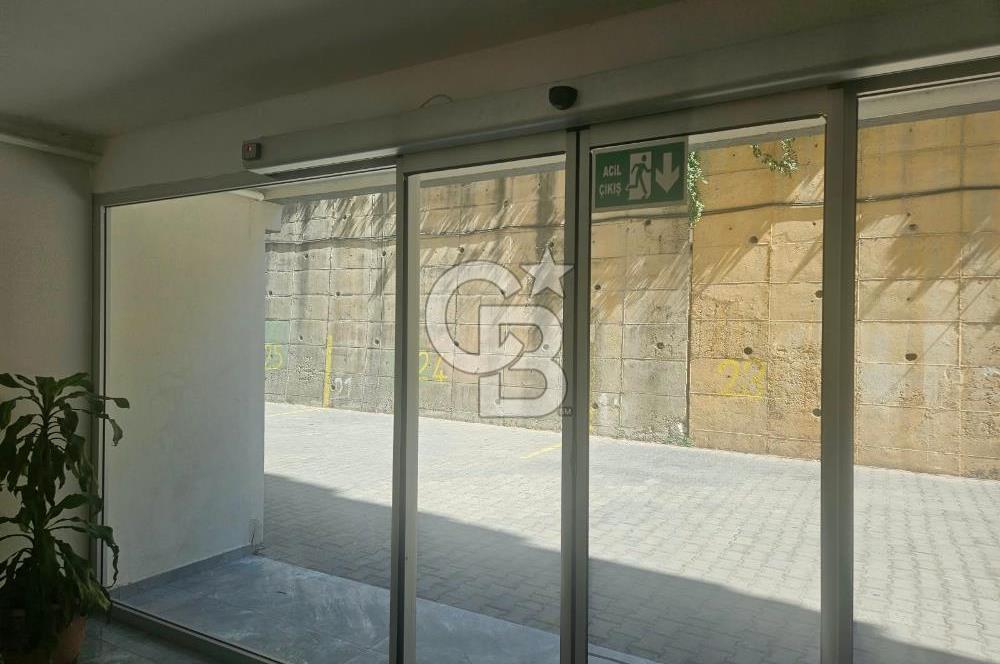 Ata Sitesinde Deniz Manzaralı Ebeveyn Banyolu Kiralık 3+1 Daire