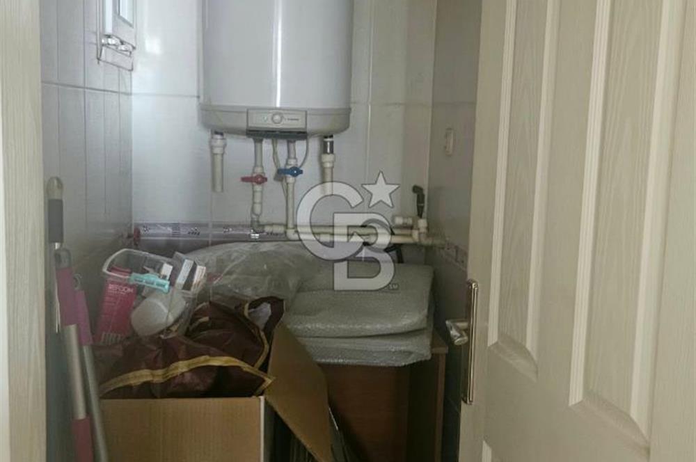 Ata Sitesinde Deniz Manzaralı Ebeveyn Banyolu Kiralık 3+1 Daire