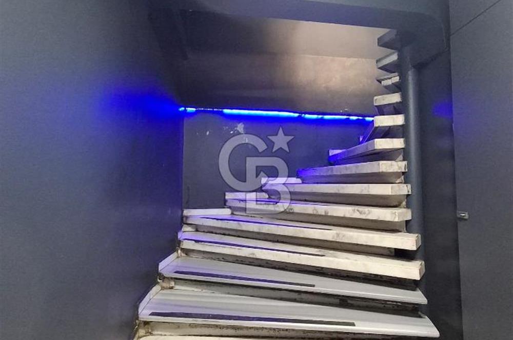ŞİRİNEVLERİN KALBİNDE E5YANI 1050 M² KOMPLE SATILIK İŞ MERKEZİ