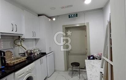 ŞİRİNEVLERİN KALBİNDE E5YANI 1050 M² KOMPLE SATILIK İŞ MERKEZİ