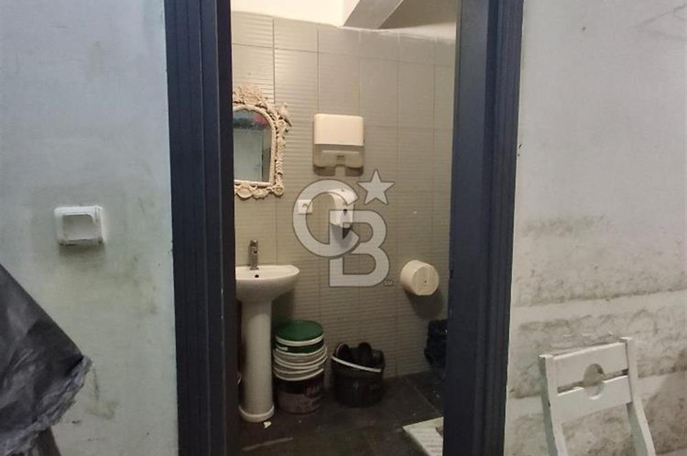 ŞİRİNEVLERİN KALBİNDE E5YANI 1050 M² KOMPLE SATILIK İŞ MERKEZİ
