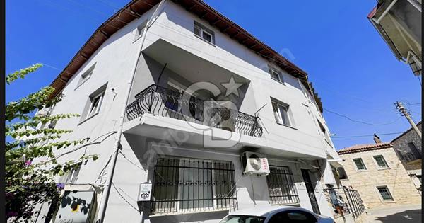 URLA YELALTI MAHALLESİNDE KİRALIK 2+1 DAİRE - 374291