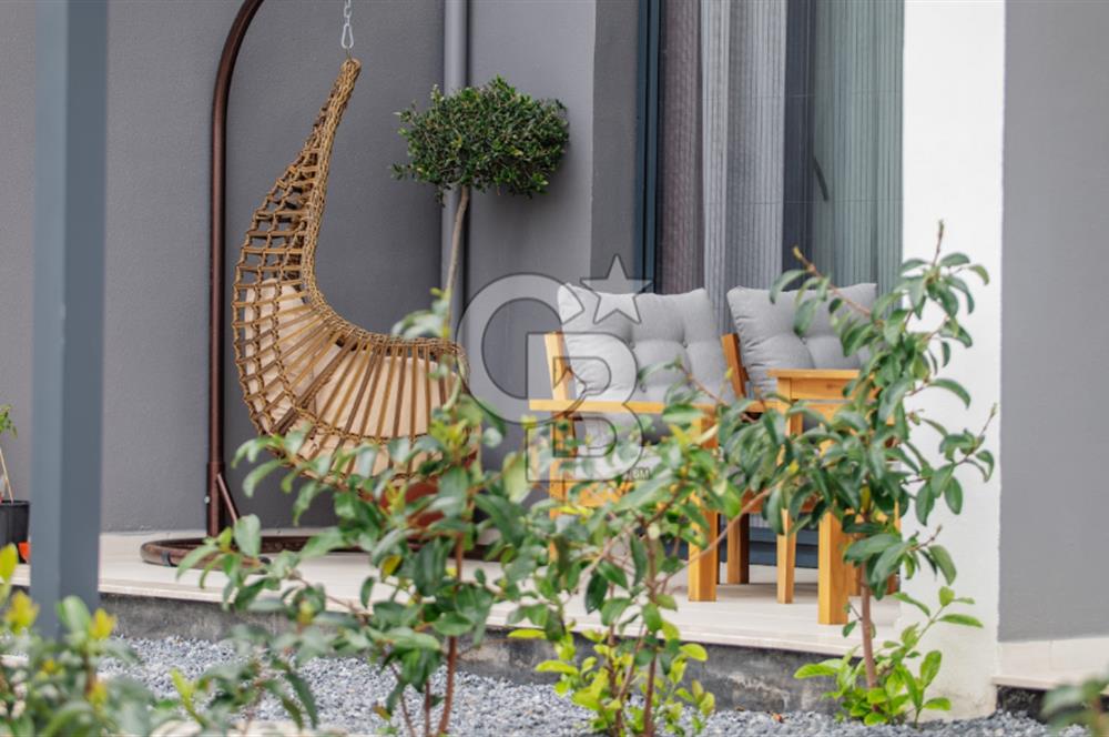 KKTC GİRNE LAPTADA DENİZ MANZARALI EŞYALI SATILIK 2+1 LOFT DAİRE