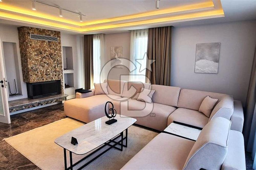 KKTC GİRNE LAPTADA DENİZ MANZARALI EŞYALI SATILIK 4+1 VİLLA