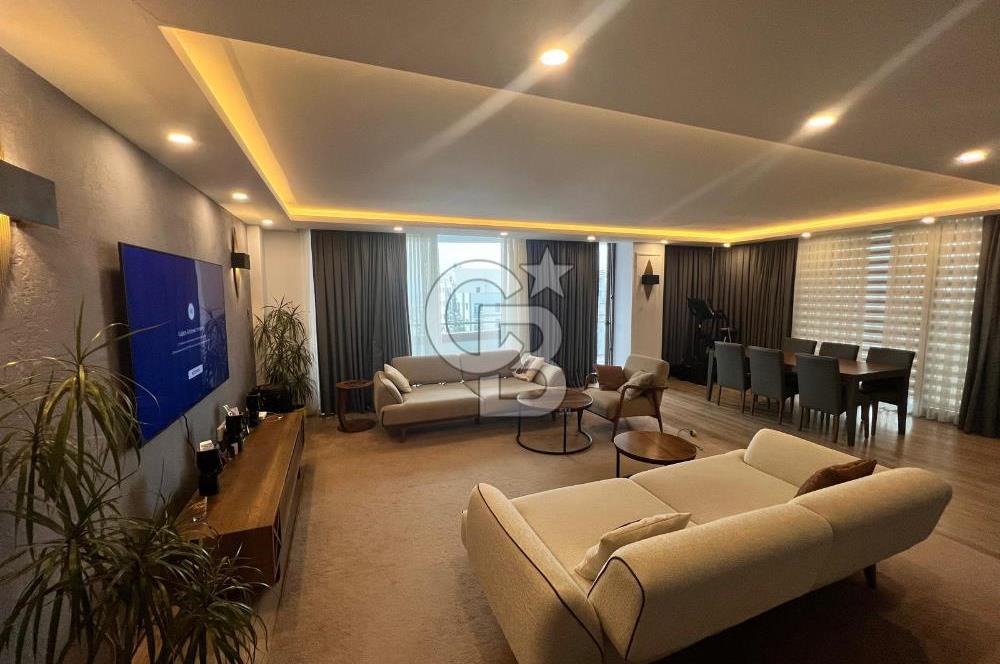 KKTC GİRNE MERKEZDE AKACAN ELEGANCE SİTESİNDE DENİZ HAVUZ VE DAĞ MANZARALI KOMPLE EŞYALI SATILIK 3+1 DAİRE