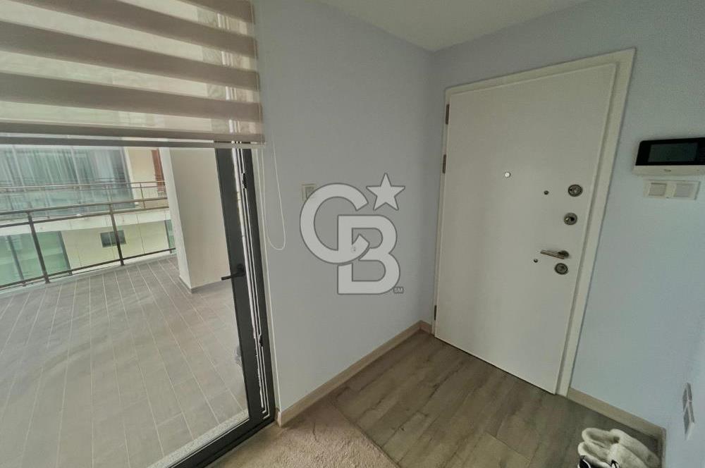 KKTC GİRNE MERKEZDE AKACAN ELEGANCE SİTESİNDE DENİZ HAVUZ VE DAĞ MANZARALI KOMPLE EŞYALI SATILIK 3+1 DAİRE