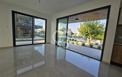 KKTC GİRNE ALSANCAKTA SİTE İÇERİSİNDE ANAYOLA VE DENİZE YAKIN SATILIK YENİ 2+1 DAİRELER