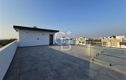 KKTC GİRNE ALSANCAKTA SİTE İÇERİSİNDE ANAYOLA VE DENİZE YAKIN SATILIK YENİ 2+1 DAİRELER