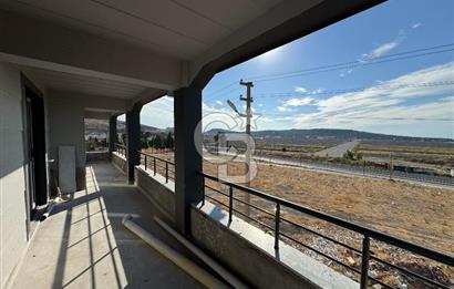 ÇALTILIDERE'DE YATEK PROJESİ KARŞISINDA 3+1 SATILIK DAİRE