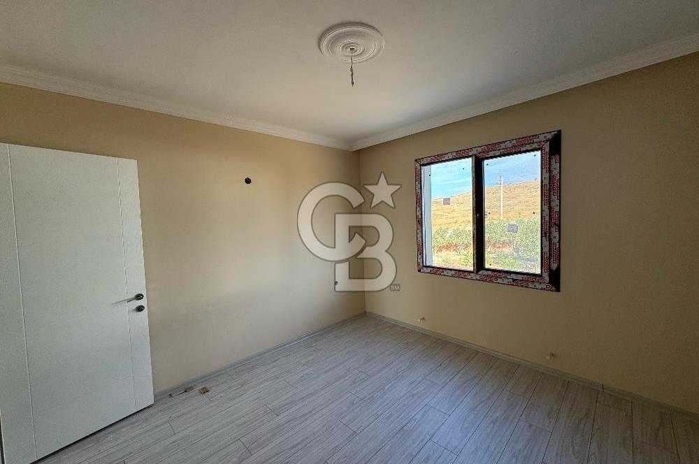 ÇALTILIDERE'DE YATEK PROJESİ KARŞISINDA 3+1 SATILIK DAİRE