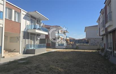 Foça Kazım Dirik Mah. Site İçerisinde Satılık 2+1 Daire