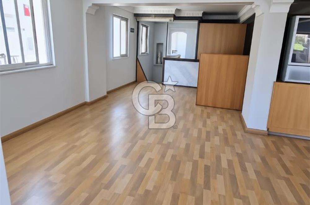 İzmir Çiğli Satılık Dükkan Tabela Değeri Yüksek Ana Cadde Üzeri Köşe Batar Katlı Depolu