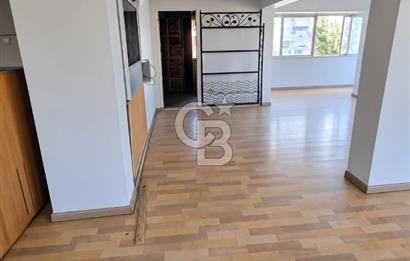 İzmir Çiğli Satılık Dükkan Tabela Değeri Yüksek Ana Cadde Üzeri Köşe Batar Katlı Depolu