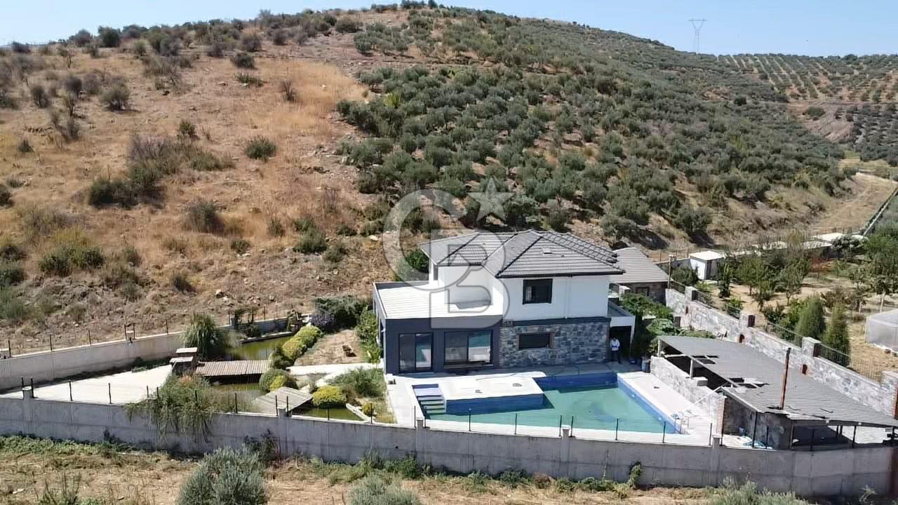 COLDWELL BANKER ODAK'TAN EMSALSİZ BİR BESİ ÇİFTLİĞİ