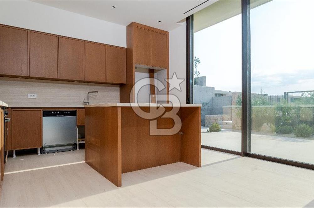 Veryeri Kekliktepe Deniz Ve Vadi Manzaralı 8+1 Lüks Villa